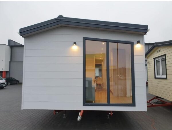 Conteneur habitable de 48 m² (12 x 4 m)