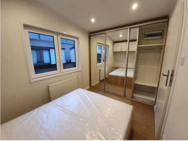 Conteneur habitable de 48 m² (12 x 4 m) – Image 5