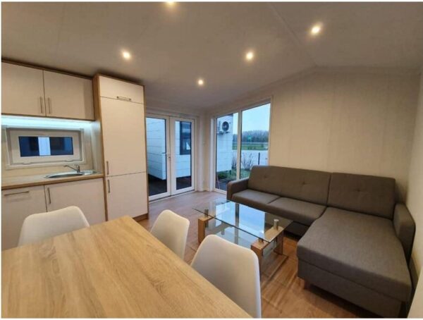 Conteneur habitable de 48 m² (12 x 4 m) – Image 2