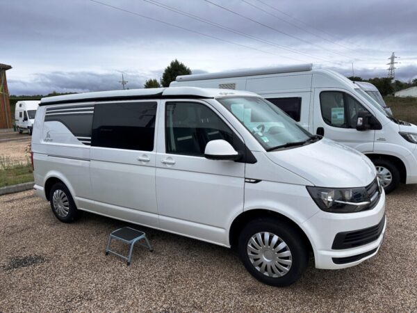 Stylevan Durban – Van aménagé 5,30 m – 4+1 couchages – VW 2.0 TDI DSG7 – 2020 – 86 850 km