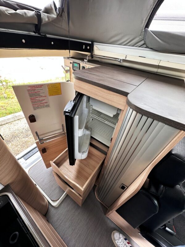 Stylevan Durban – Van aménagé 5,30 m – 4+1 couchages – VW 2.0 TDI DSG7 – 2020 – 86 850 km – Image 8