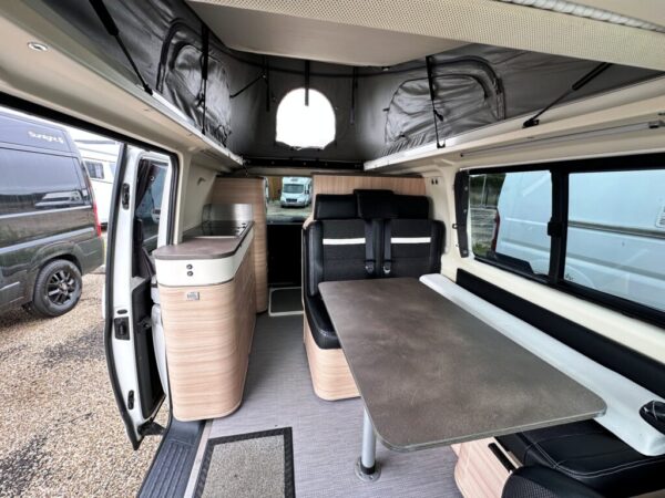 Stylevan Durban – Van aménagé 5,30 m – 4+1 couchages – VW 2.0 TDI DSG7 – 2020 – 86 850 km – Image 15