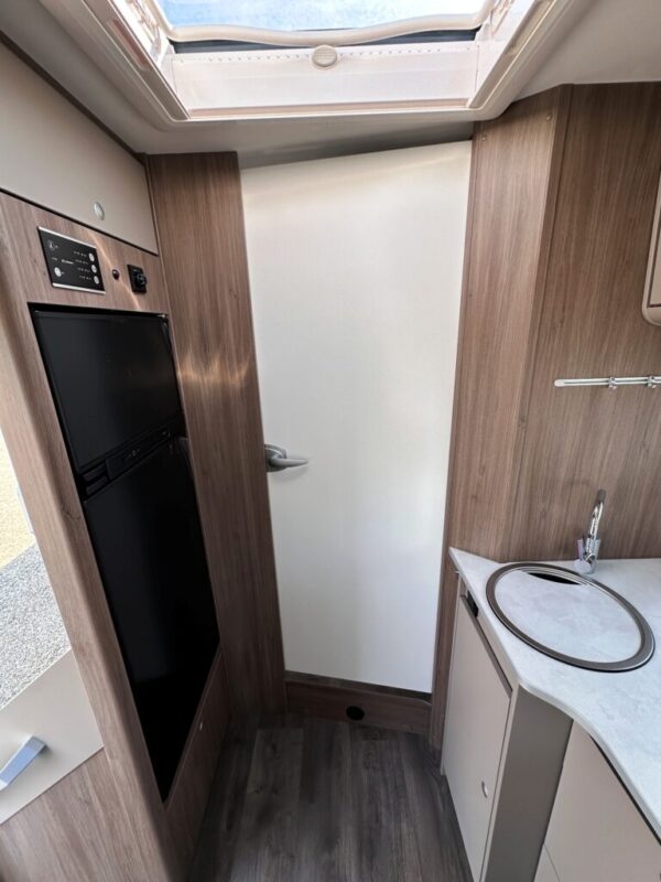 Profil du camping-car T457 – Image 7