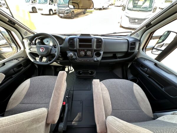 Profil du camping-car T457 – Image 12
