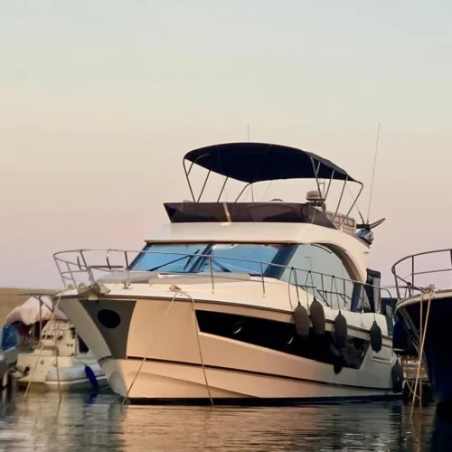 Beneteau MONTE CARLO 52 Flybridge