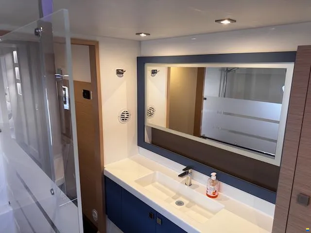 Fountaine Pajot Astrea 42 – Image 9