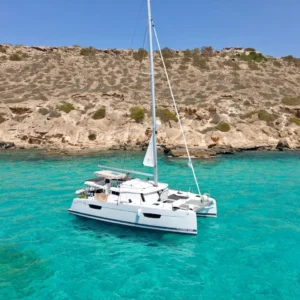 Fountaine Pajot Astrea 42
