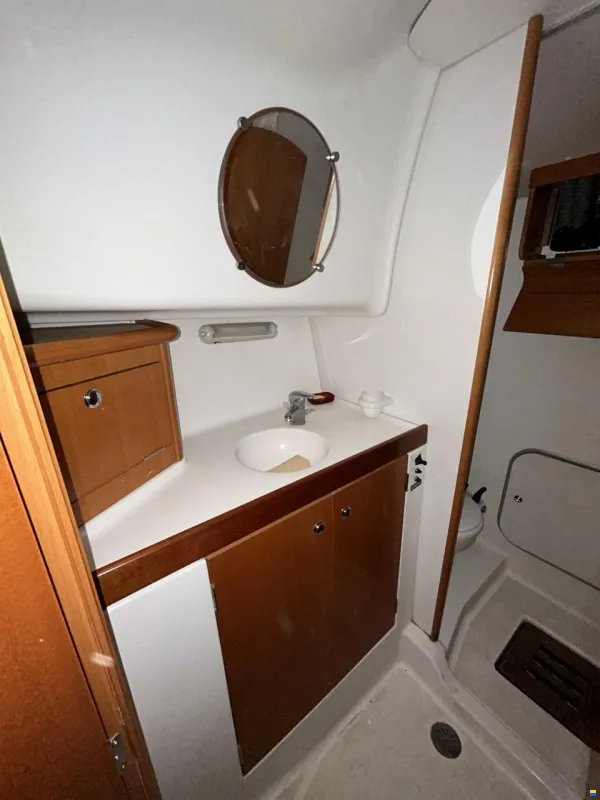 Beneteau ANTARES 1080 – Image 5