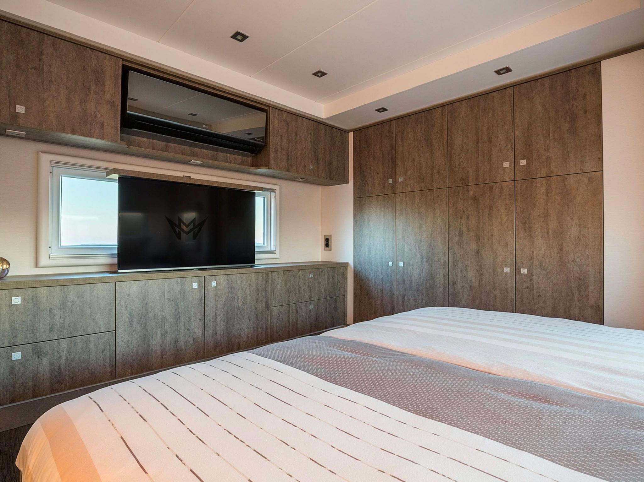 Camping-car MERCEDES-BENZ Actros 1842 – Image 12