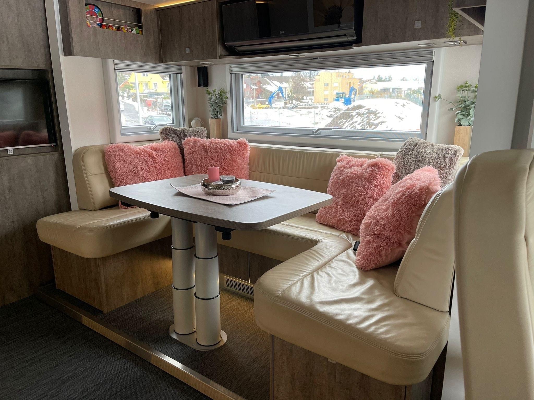 Camping-car MERCEDES-BENZ Actros 1842 – Image 25