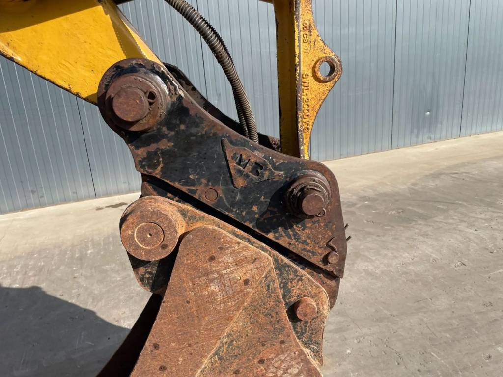 Caterpillar 432F2 (2017) – Performance, confort et polyvalence – Image 12