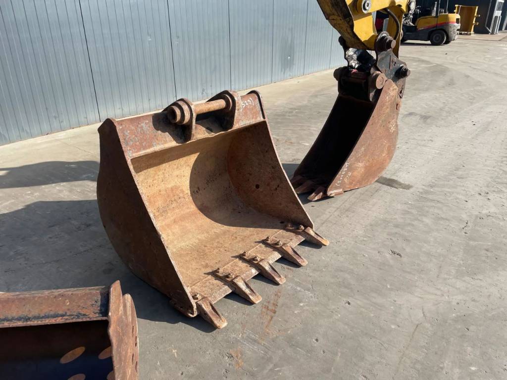 Caterpillar 432F2 (2017) – Performance, confort et polyvalence – Image 8