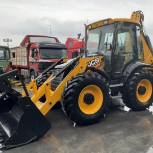 JCB 4CX ECO Precision Control – Tractopelle 110 ch | 3 400h | Performante