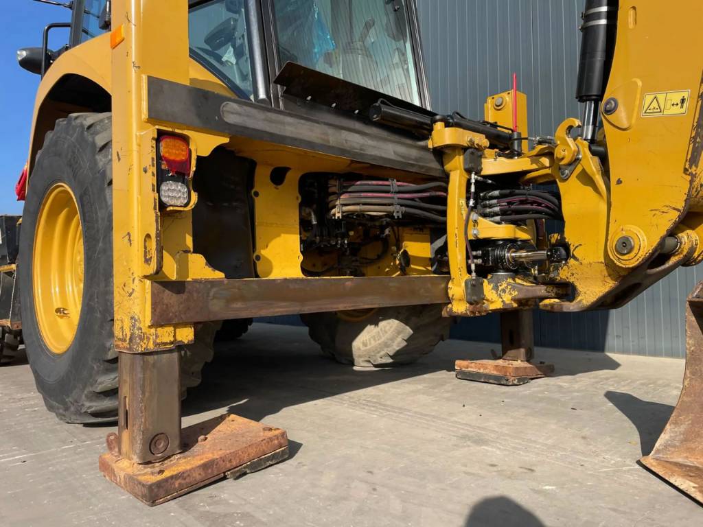 Caterpillar 432F2 (2017) – Performance, confort et polyvalence – Image 13