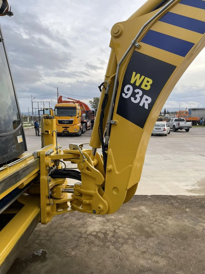 Komatsu WB93R – Tractopelle performante | 100 ch | Année 2021 – Image 9