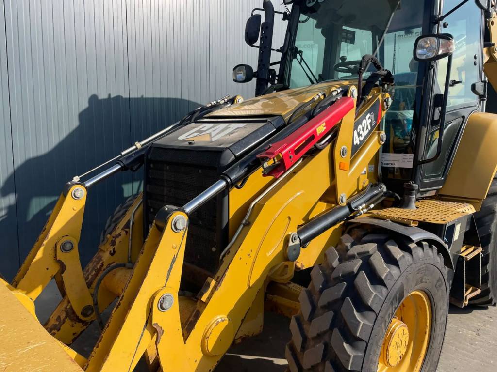 Caterpillar 432F2 (2017) – Performance, confort et polyvalence – Image 20